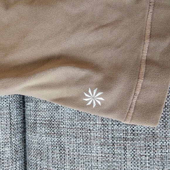 Athleta Top - Picture 3 of 5